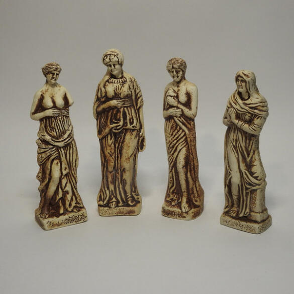 Декорация из светлой керамики Фигурка в ассортименте, 4,5*18см